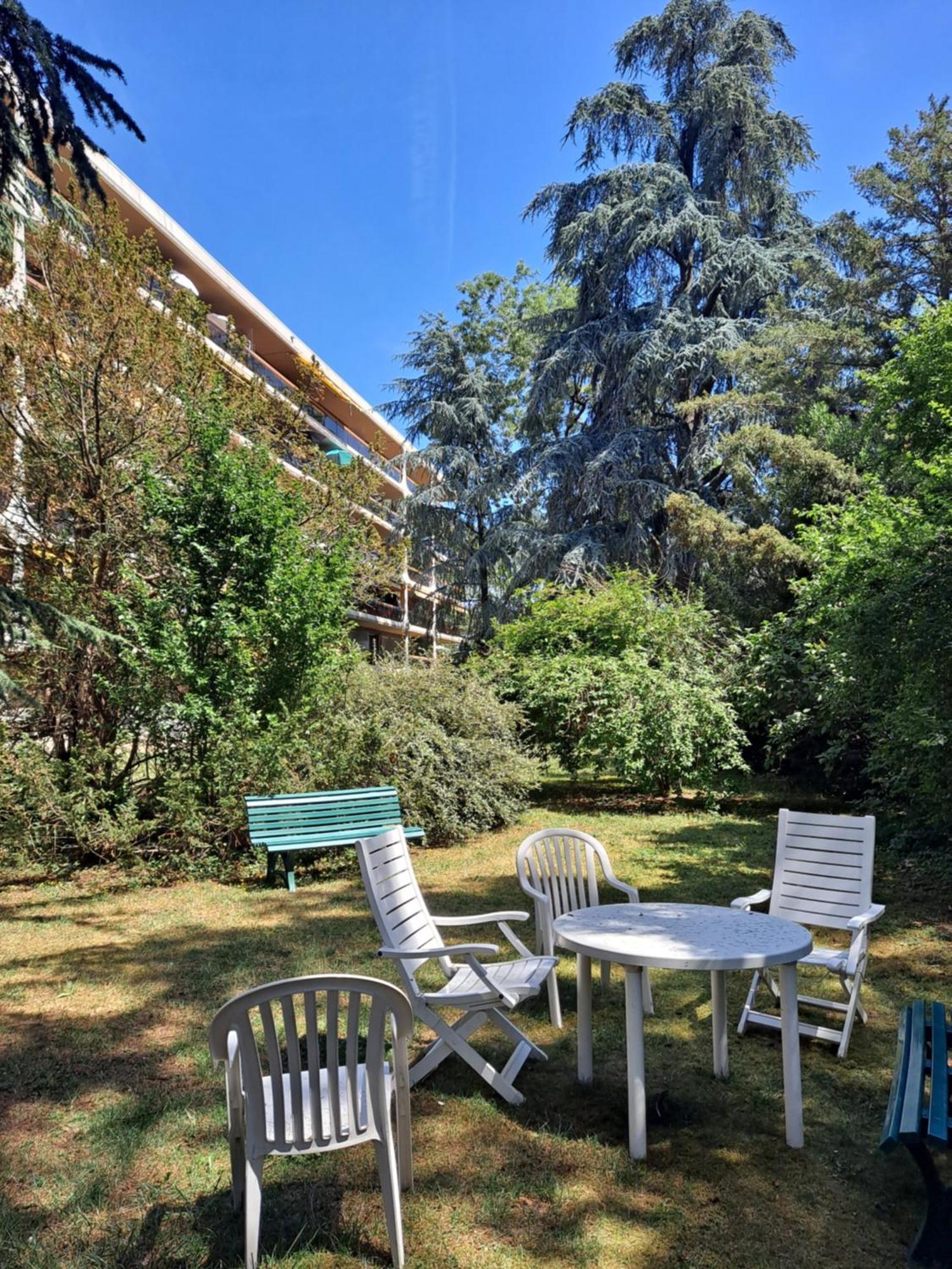 Appartamento Le Duc De Savoie Thonon Esterno foto