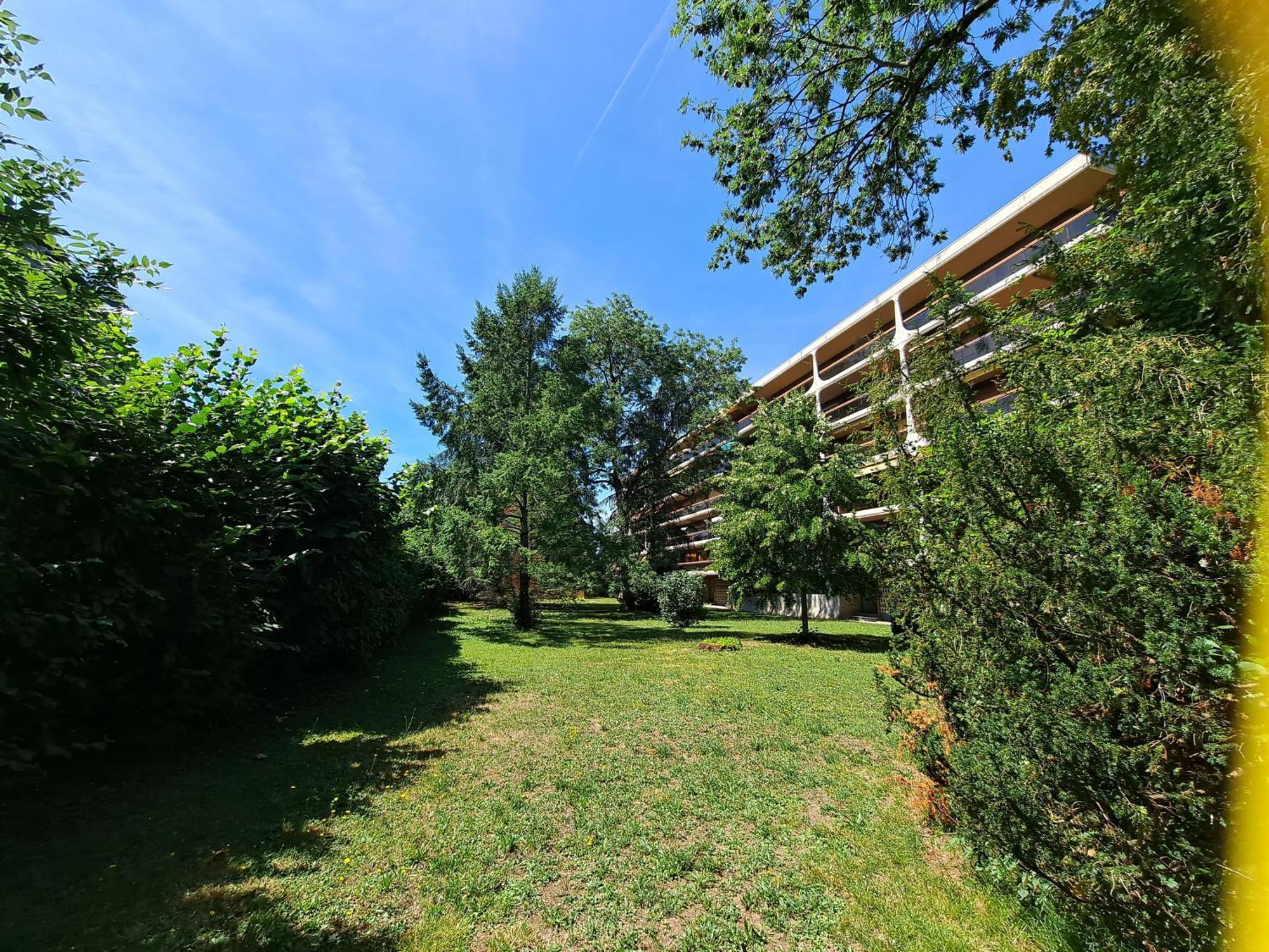 Appartamento Le Duc De Savoie Thonon Esterno foto